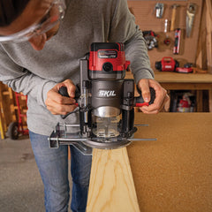 Skil 14-Amp 2.5HP Plunge and Fixed Base Digital Router with LCD Display