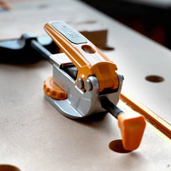 Bora Auto-Adjust Dog Hole In-Line Clamp